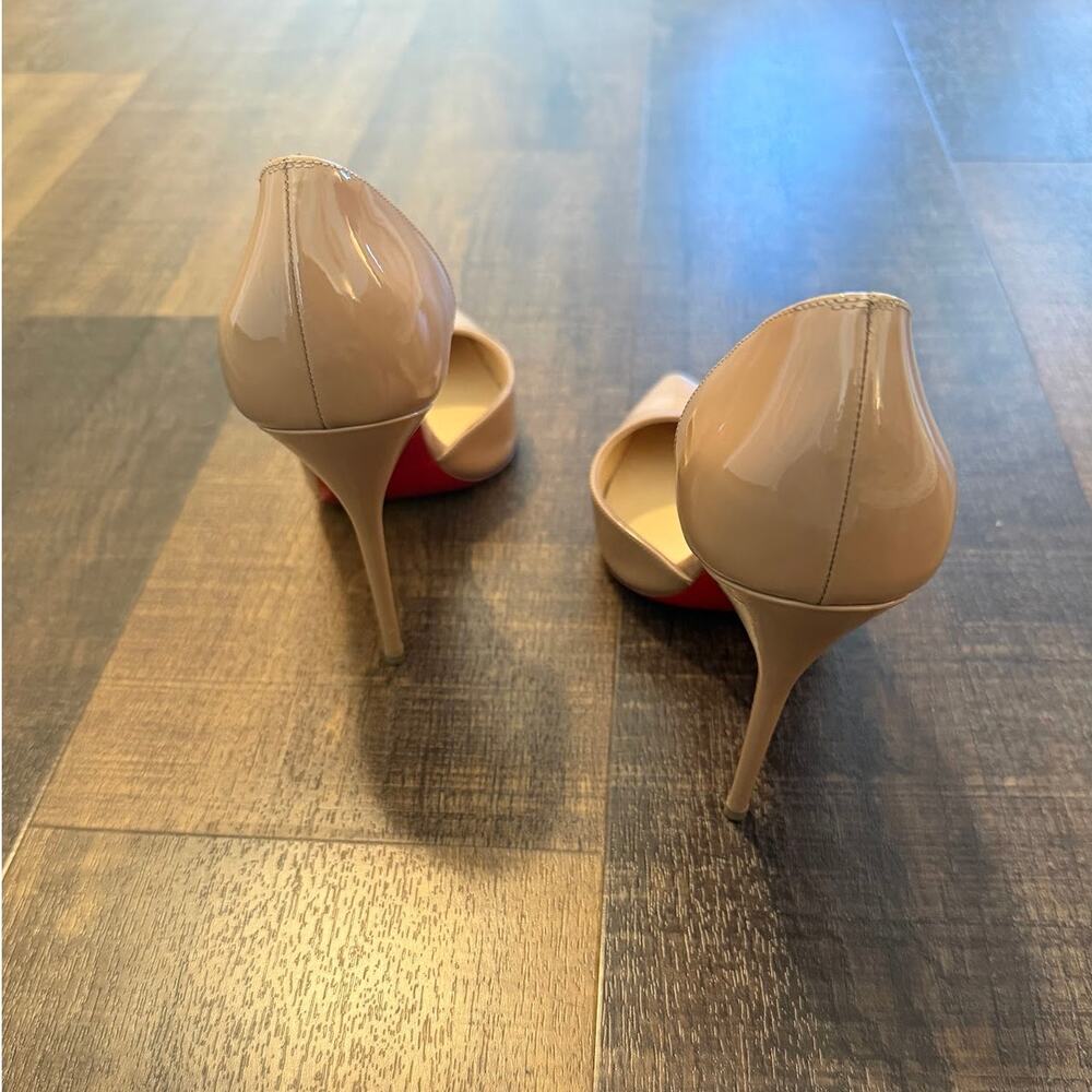 Christian Louboutin Iriza Nude Patent D'Orsay Pumps Size 39.5 - Picture 9 of 12